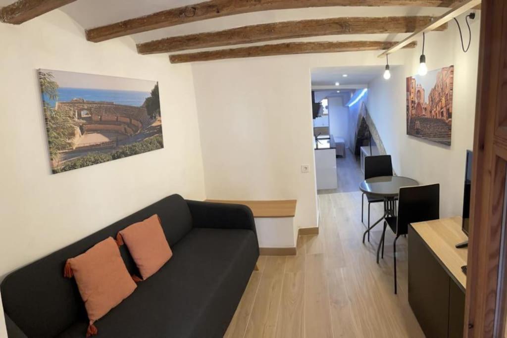 Casa Ferrers Piso 1. Loft En El Centro Appartement Tarragona Buitenkant foto